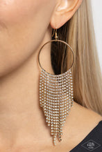 Load image into Gallery viewer, Paparazzi Streamlined Shimmer - Earrings
