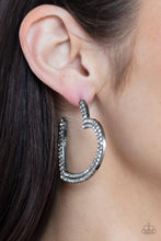 Load image into Gallery viewer, AMORE to Love - Earrings
