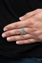 Load image into Gallery viewer, Sizzling Shimmer - Ring
