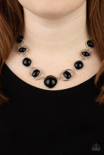 Load image into Gallery viewer, Eye of the BEAD-holder - Necklace
