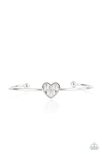 Load image into Gallery viewer, Heart of Ice - White Bracelet
