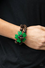 Load image into Gallery viewer, Paparazzi Tropical Flavor - Green Bracelet
